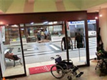 車いすでのご来店（店内）