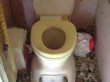 トイレリフォーム例　改修前